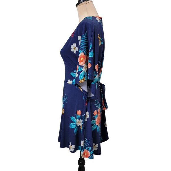 Express Vibrant Blue and Orange Shorts - Picture 4 of 16